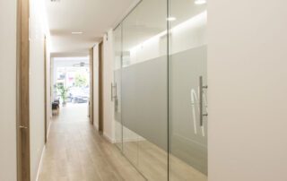 clinica-dental-mariner-pasillo
